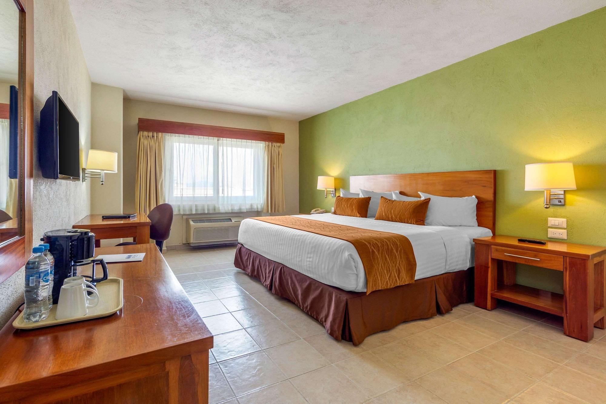 Comfort Inn Puerto Vallarta Kültér fotó