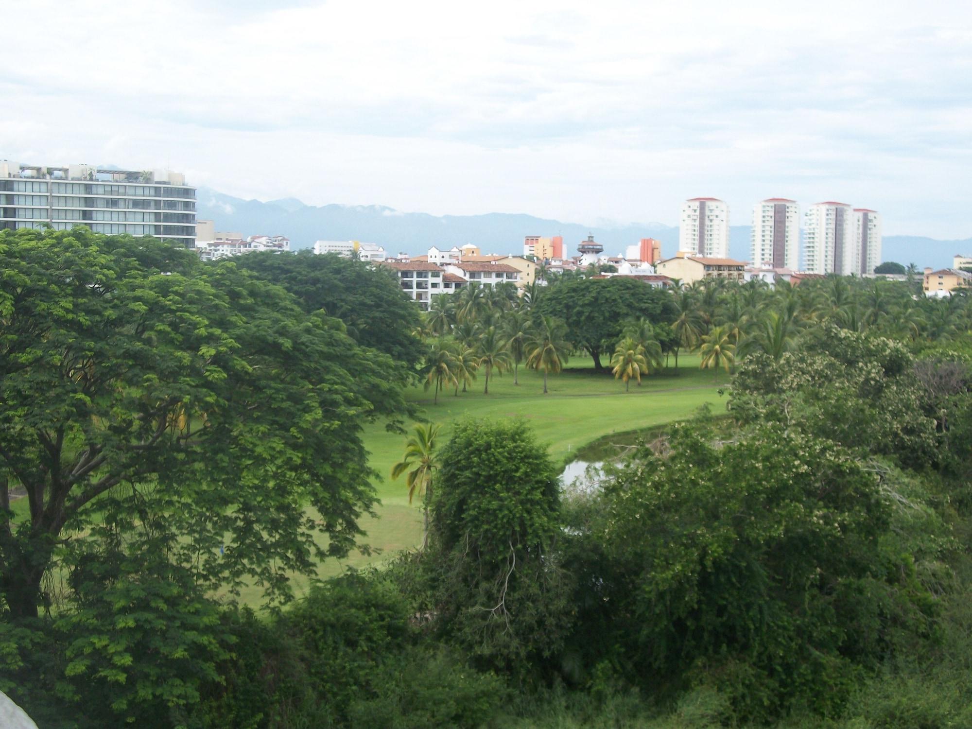 Comfort Inn Puerto Vallarta Kültér fotó