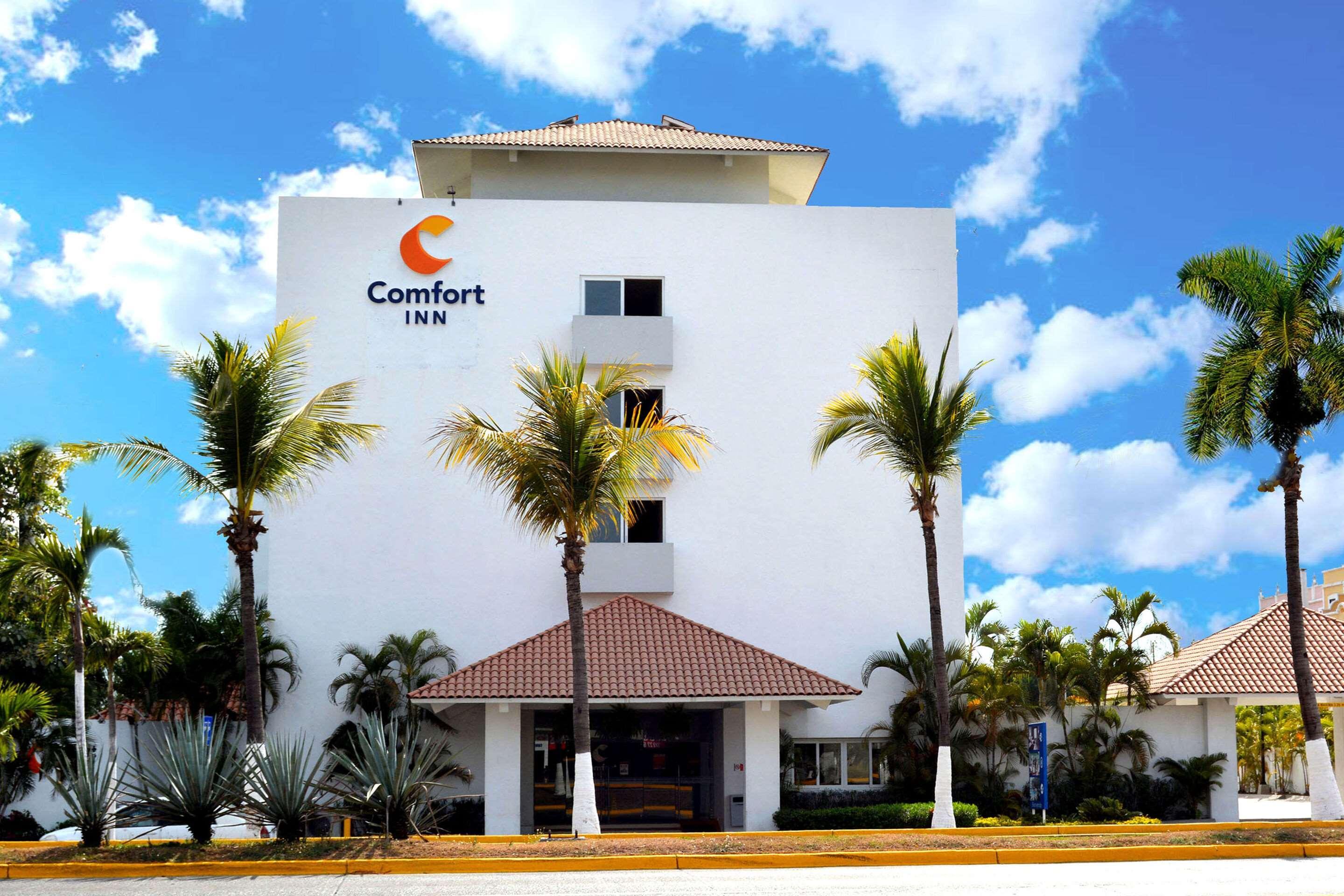 Comfort Inn Puerto Vallarta Kültér fotó