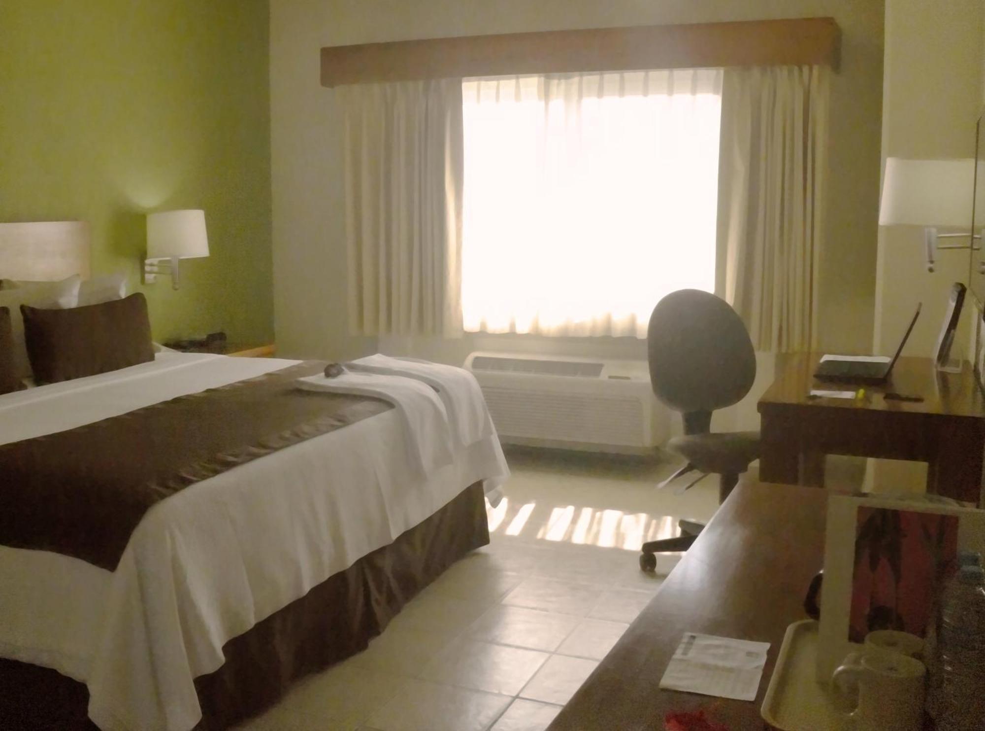 Comfort Inn Puerto Vallarta Kültér fotó